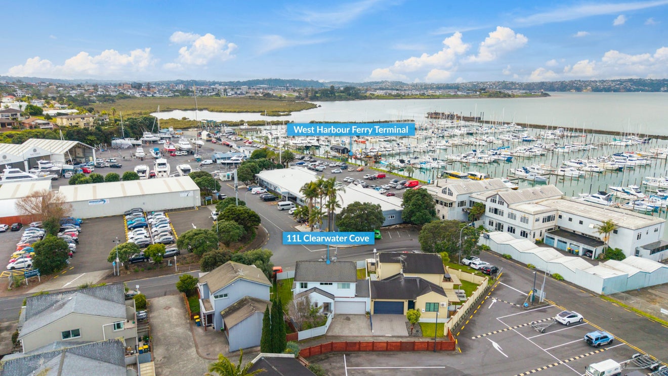 11L Clearwater Cove, West Harbour, Auckland - Carousel 2