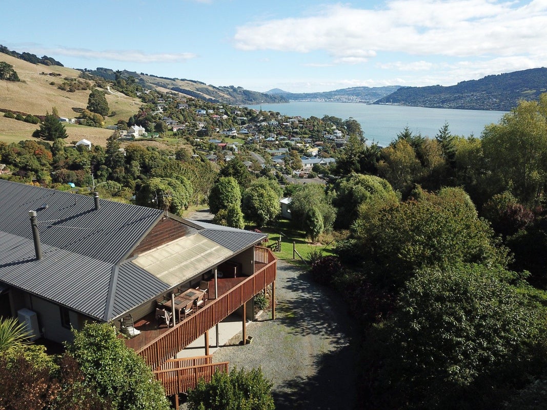 26 Dickson Street, Macandrew Bay, Dunedin - Carousel 2
