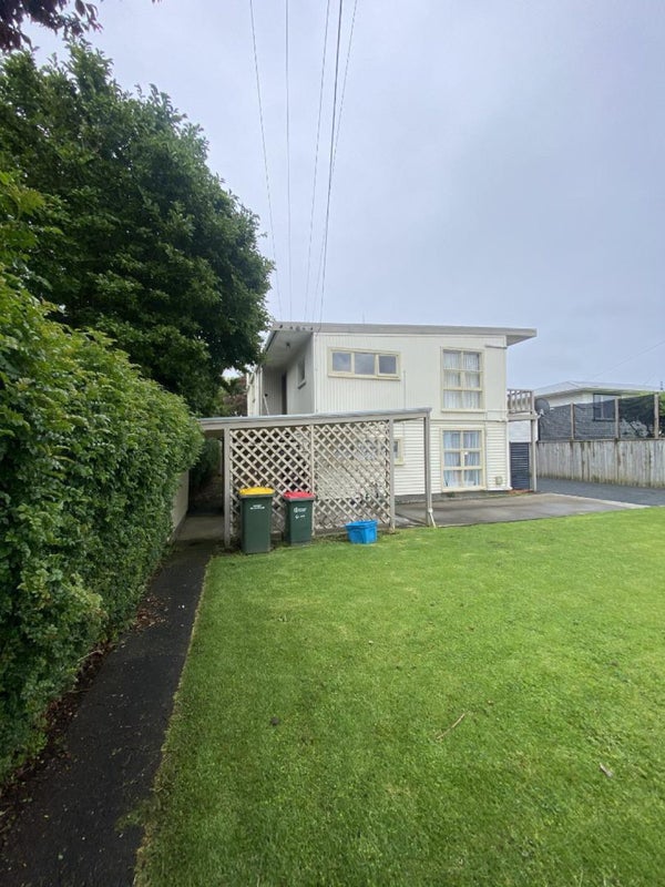 1/14 Burns Street, Westown, New Plymouth - Carousel 15