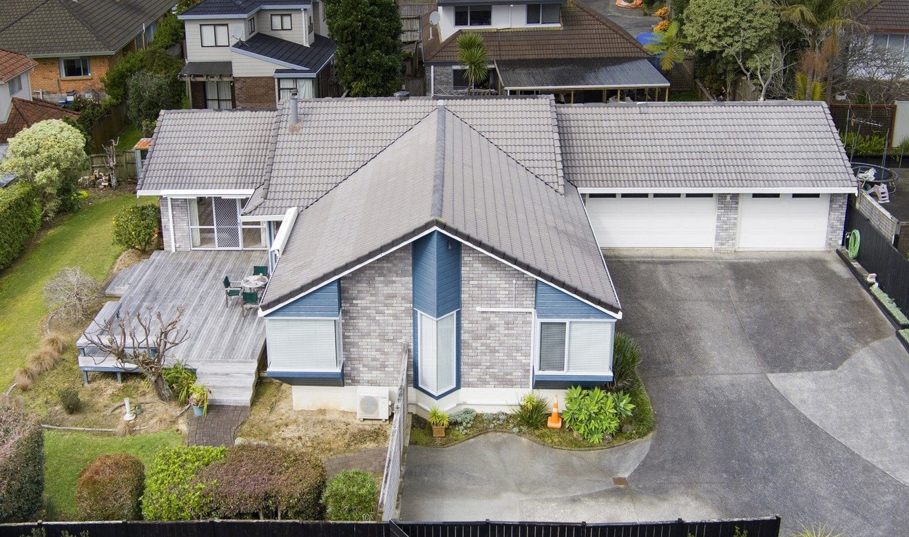 18 Simmental Crescent, Somerville, Manukau - Carousel 1