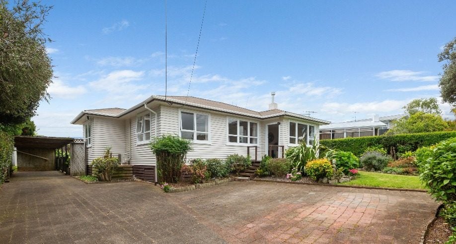 5 Linton Crescent, Matua, Tauranga - Carousel 1