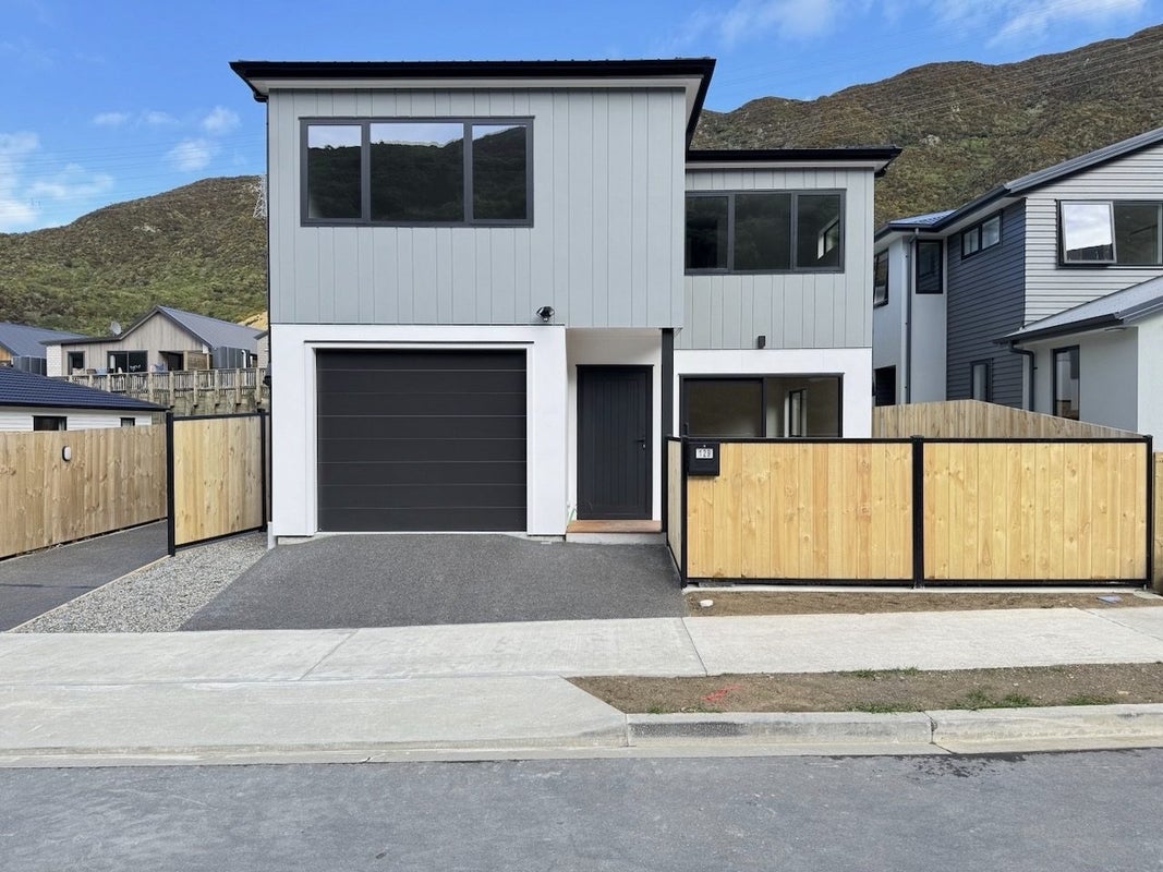 129 Silverstream Road, Crofton Downs, Wellington - Carousel 1