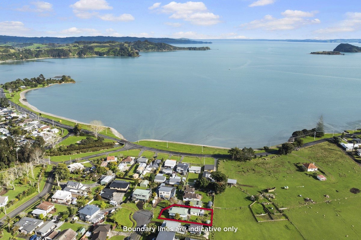 18 Cottonwood Place, Papakura - Carousel 2
