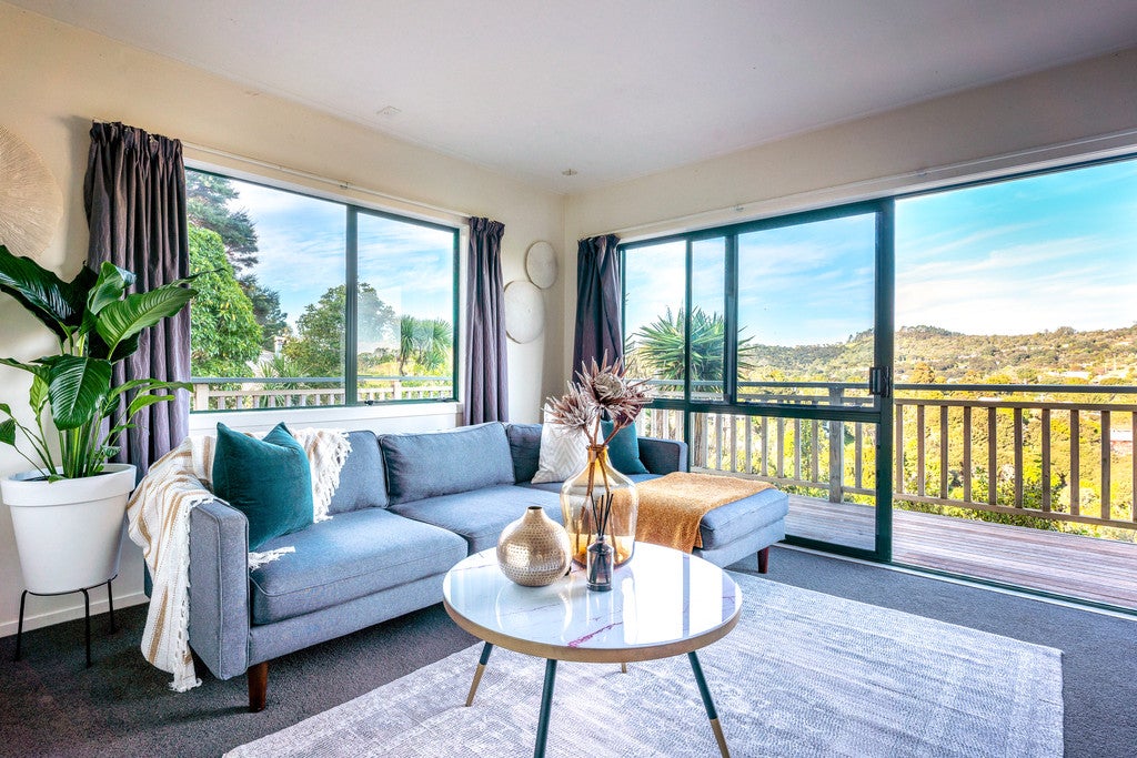 457 Sea View Road, Onetangi, Waiheke Island - Carousel 1