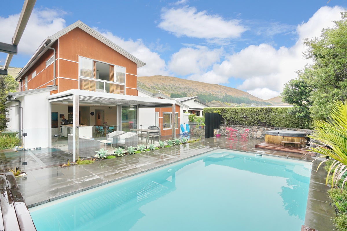 6 van Asch Street, Sumner, Christchurch - Carousel 1