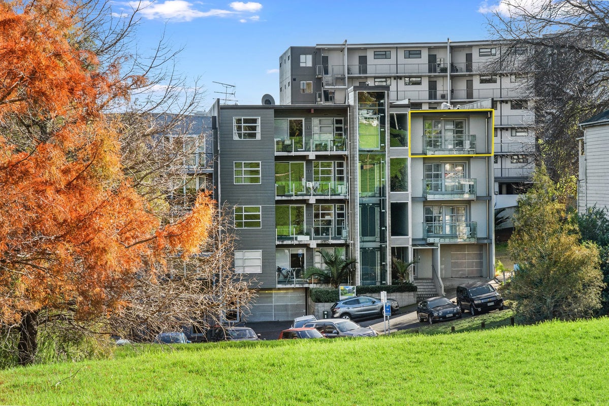 4E/15 Fleet Street, Eden Terrace, Auckland - Carousel 2