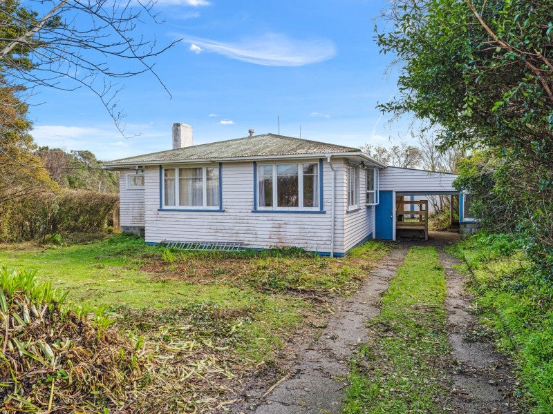 1347 Devon Road, Brixton, Waitara - Carousel 2