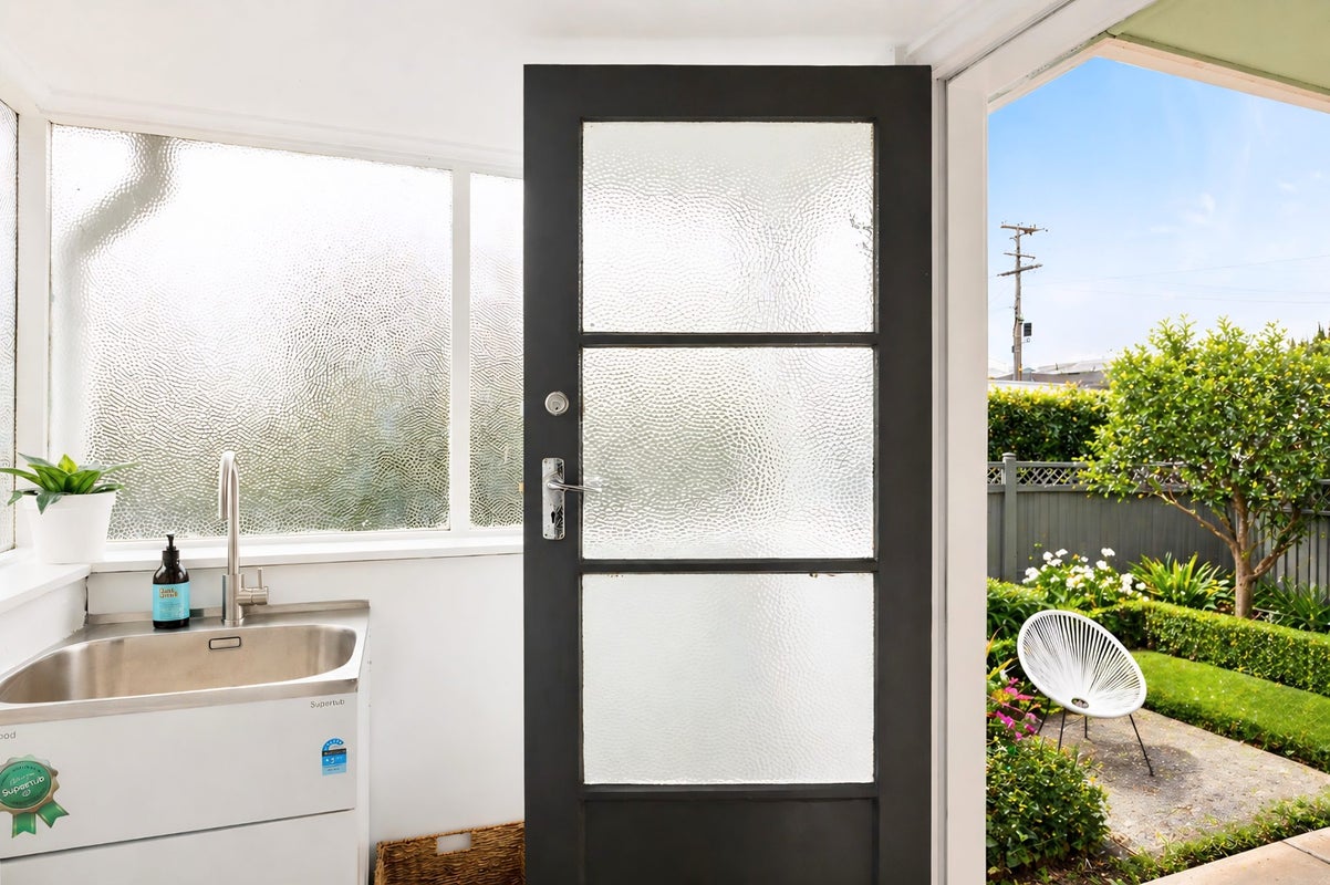 2/70 Nile Road, Milford, Auckland - Carousel 9