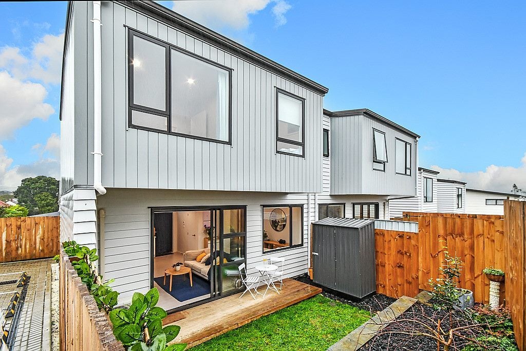 69C Astley Avenue, New Lynn, Auckland - Carousel 1