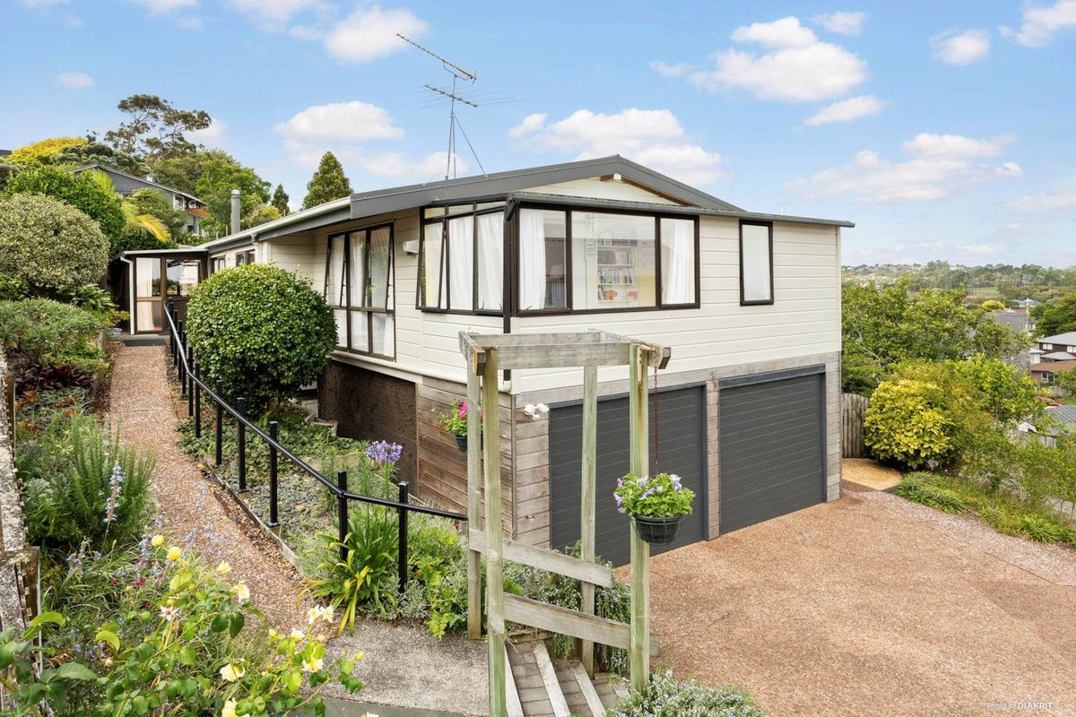 23 Winhall Rise, Remuera, Auckland - Carousel 1