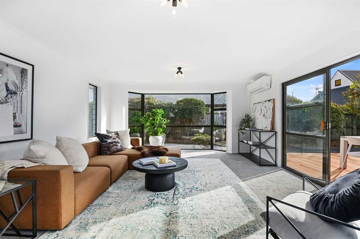 57 Regency Crescent, Redwood, Christchurch - Carousel 1