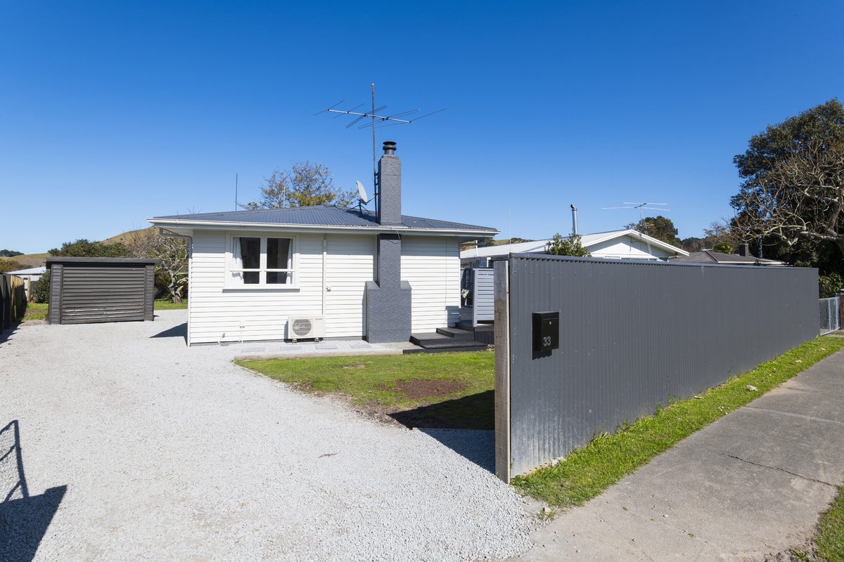 33 Matthews Road, Tamarau, Gisborne - Carousel 1