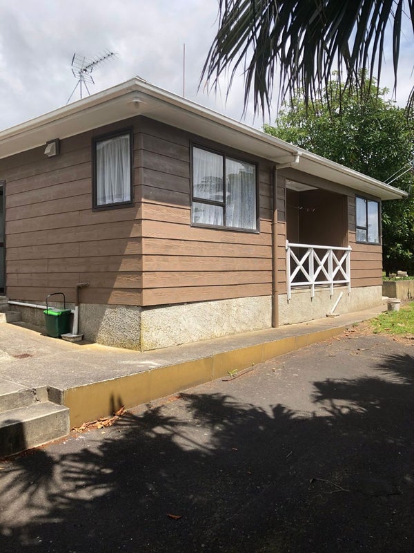 34 Ellicott Road, Nawton, Hamilton - Carousel 1