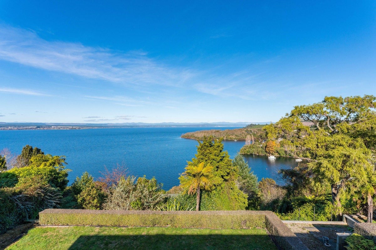 43 Wakeman Road, Acacia Bay, Taupo - Carousel 1