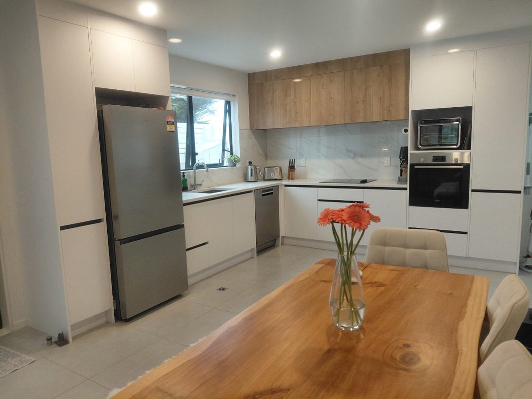 1/19 Alverston Street, Waterview, Auckland - Carousel 2