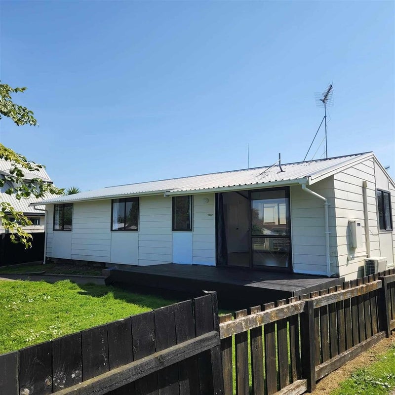 13 College Place, Poike, Tauranga - Carousel 15