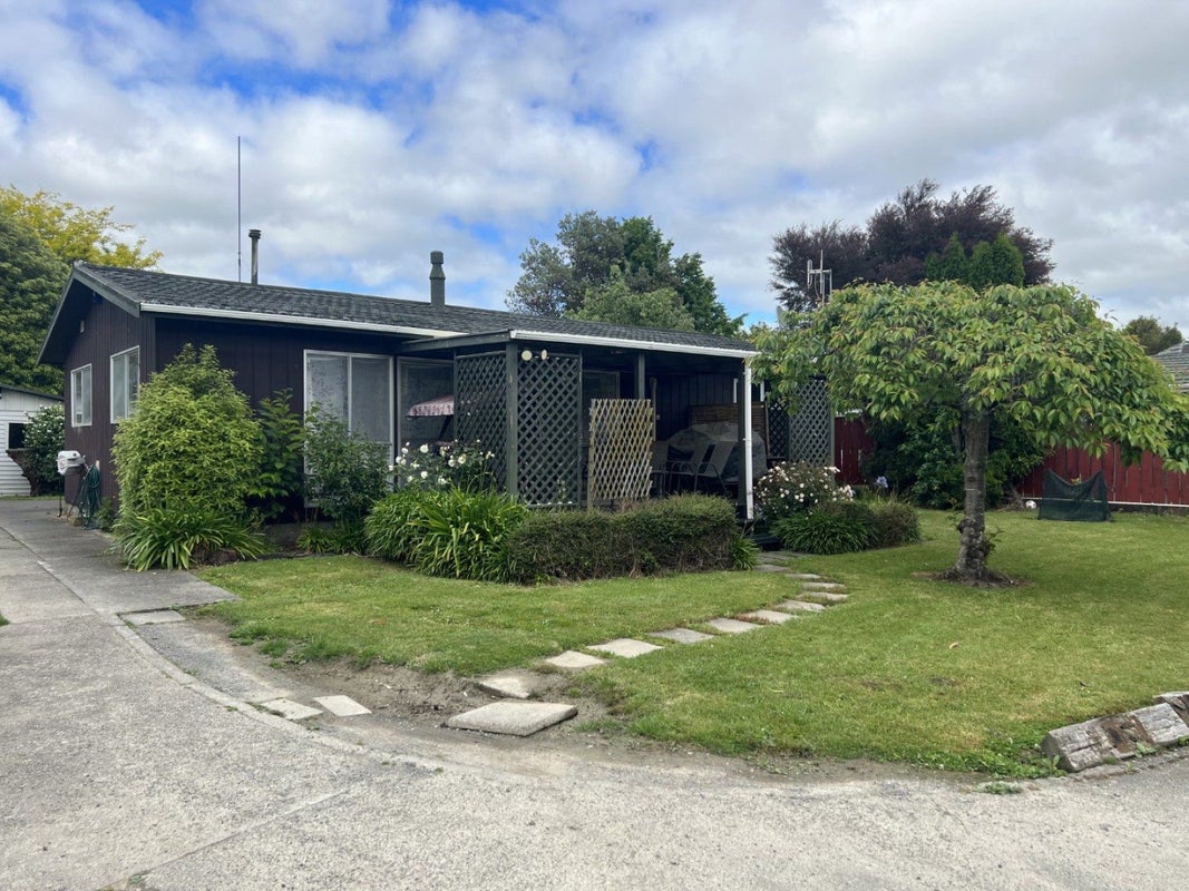 22 Pahiatua Street, Hokowhitu, Palmerston North - Carousel 7