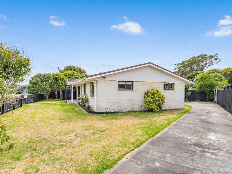 31A Manawa Avenue, Raumati Beach, Paraparaumu - Carousel 2