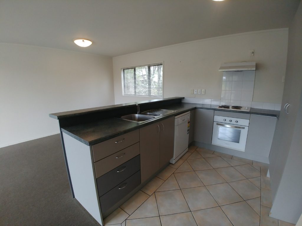 65/8 Flynn Street, Birkdale, Auckland - Carousel 2