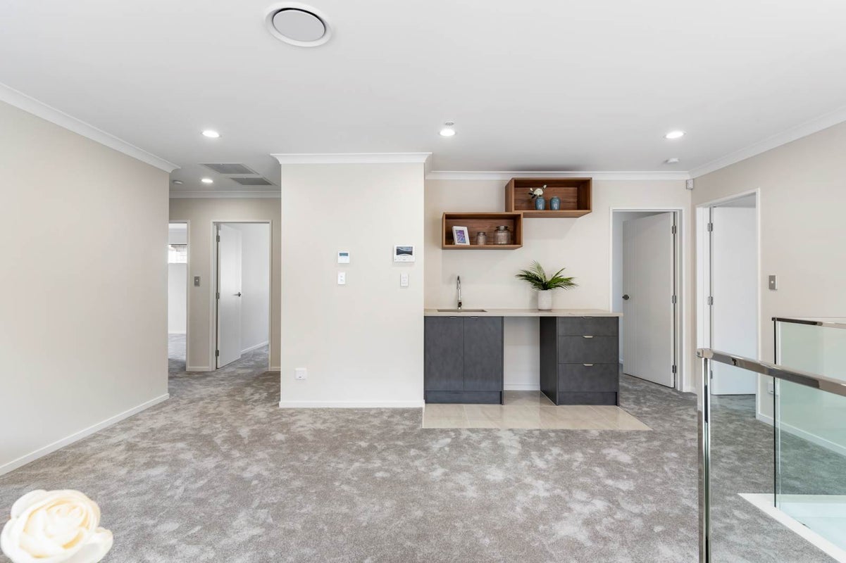 29 Bushfield Drive, Flat Bush, Auckland - Carousel 21
