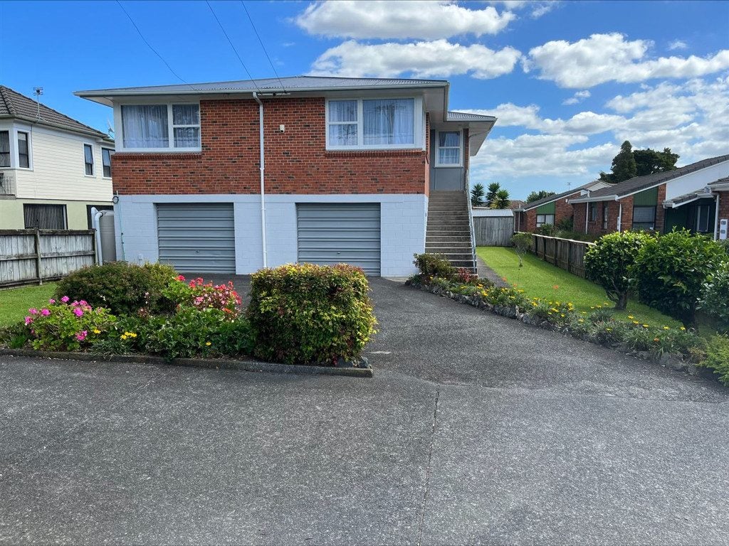 385 Blockhouse Bay Road, Blockhouse Bay, Auckland - Carousel 1