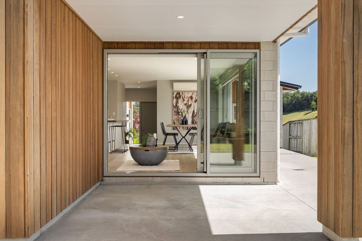 17 Puhirake Crescent, Pyes Pa, Tauranga - Carousel 2