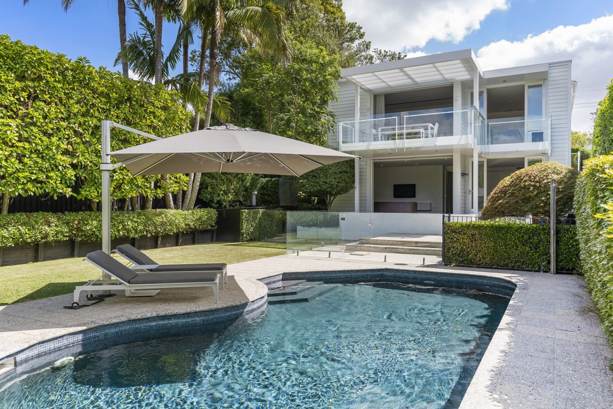 21 Masons Avenue, Herne Bay, Auckland - Carousel 1