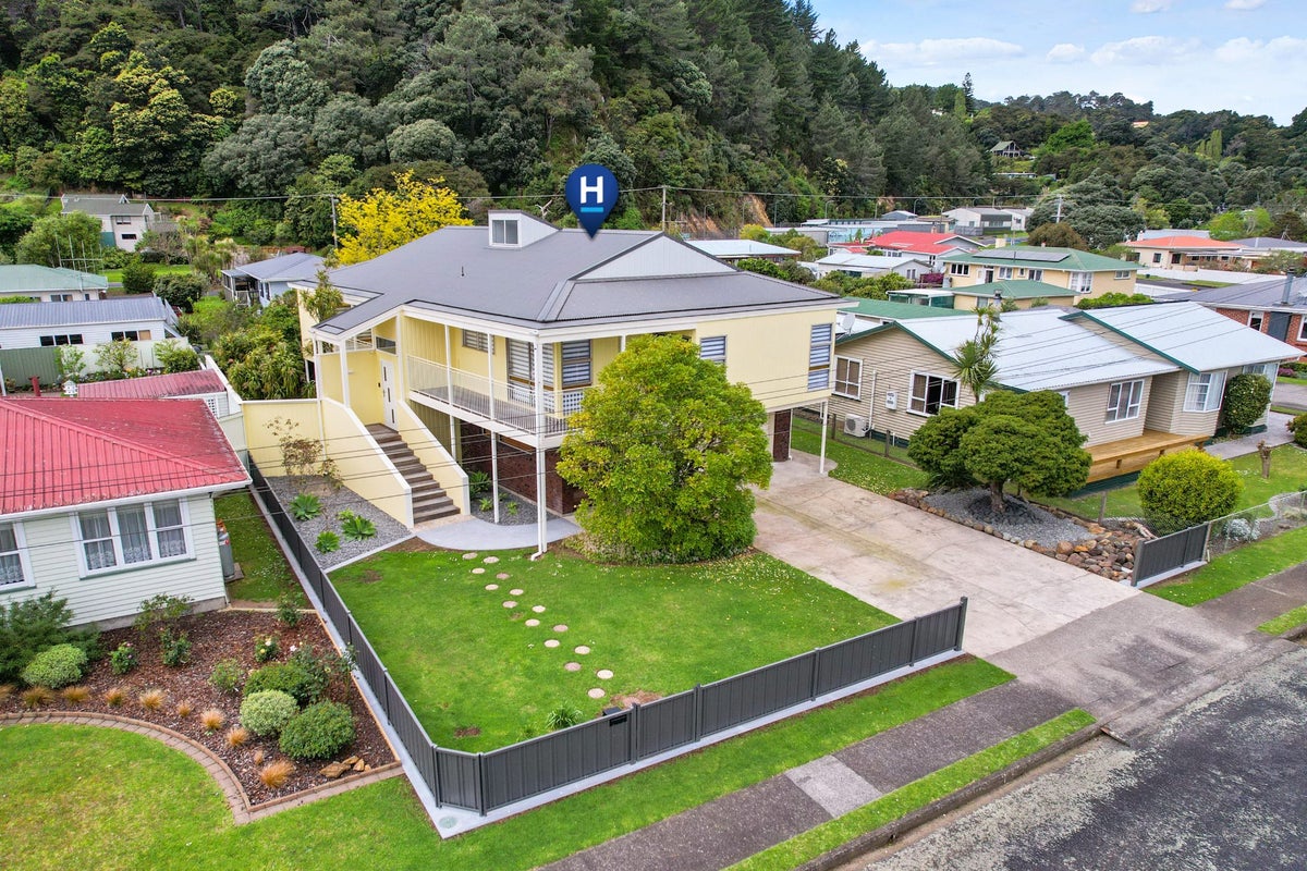 304 Kuranui Street, Thames, Thames - Carousel 1