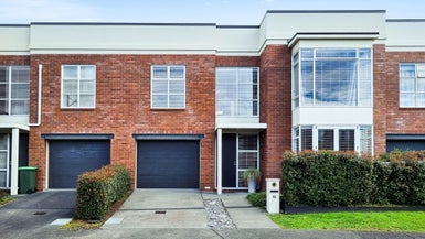 11 Baber Drive, Stonefields, Auckland - Carousel 1