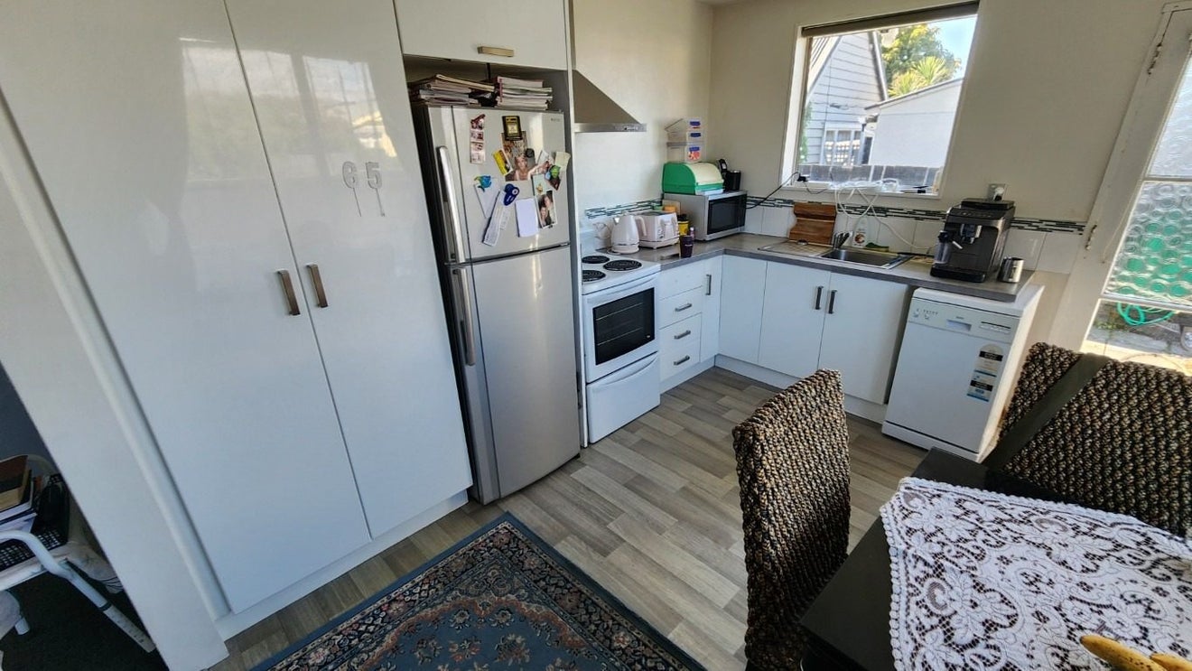 1/11 Laurence Street, Waltham, Christchurch - Carousel 2