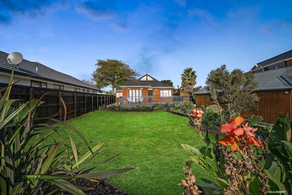 147 Second View Avenue, Beachlands, Auckland - Carousel 1