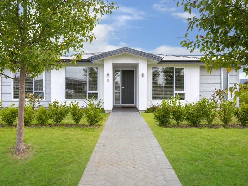 18 Bastille Court, Rangatira Park, Taupo - Carousel 1