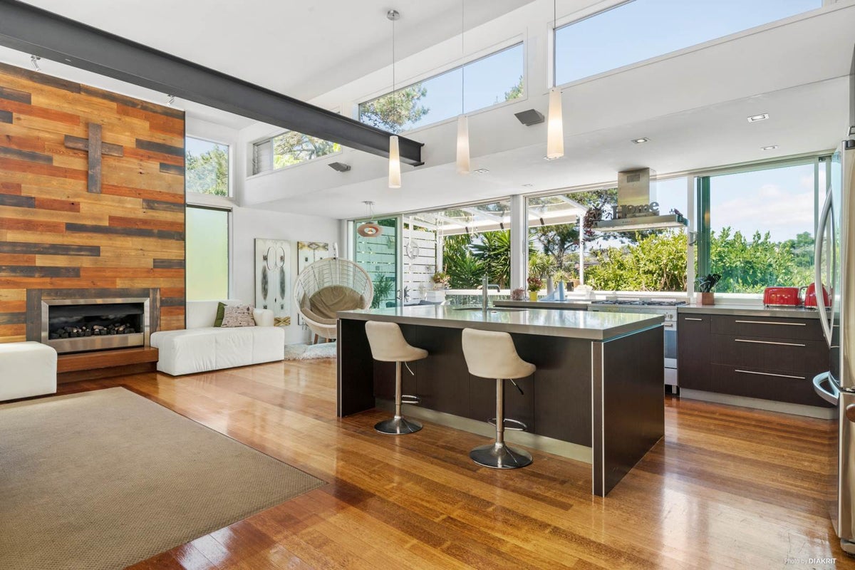 60 Nigel Road, Browns Bay, Auckland - Carousel 2