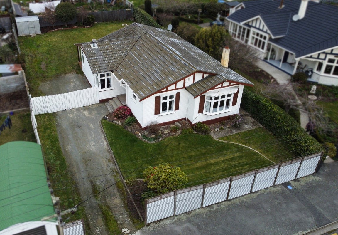 57 Hull Street, South Hill, Oamaru - Carousel 16