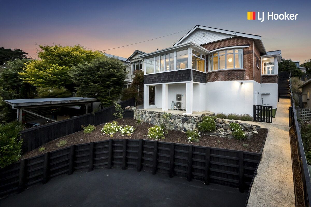 12 Highcliff Road, Andersons Bay, Dunedin - Carousel 1
