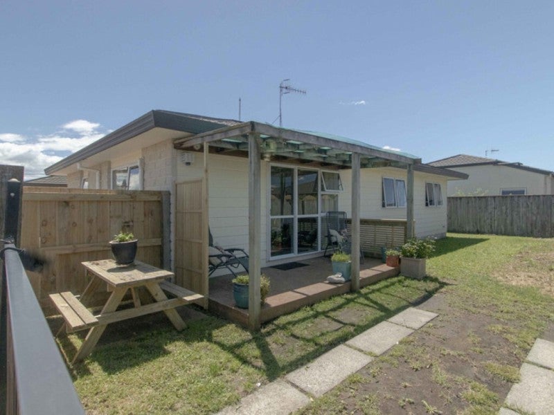 3/4A LEE Road, TARADALE, Napier - Carousel 1