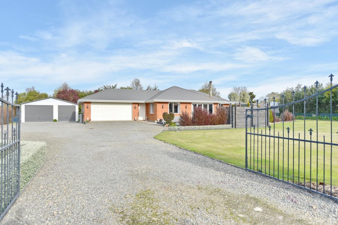 4 John Leith Place, Leithfield, Amberley - Carousel 1