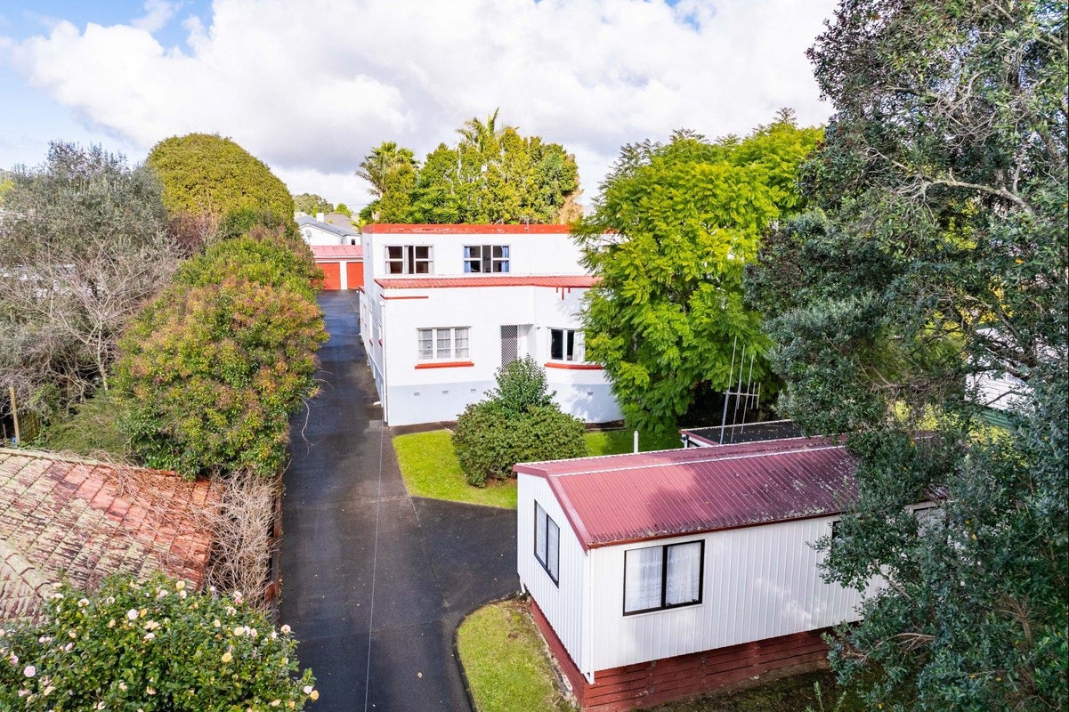 6 Whareora Road, Kensington, Whangarei - Carousel 2