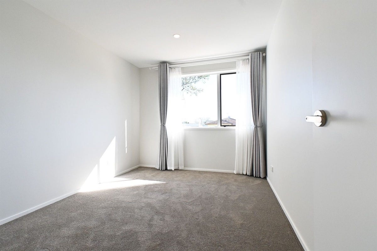 2 Flinders Place, Otara, Auckland - Carousel 12
