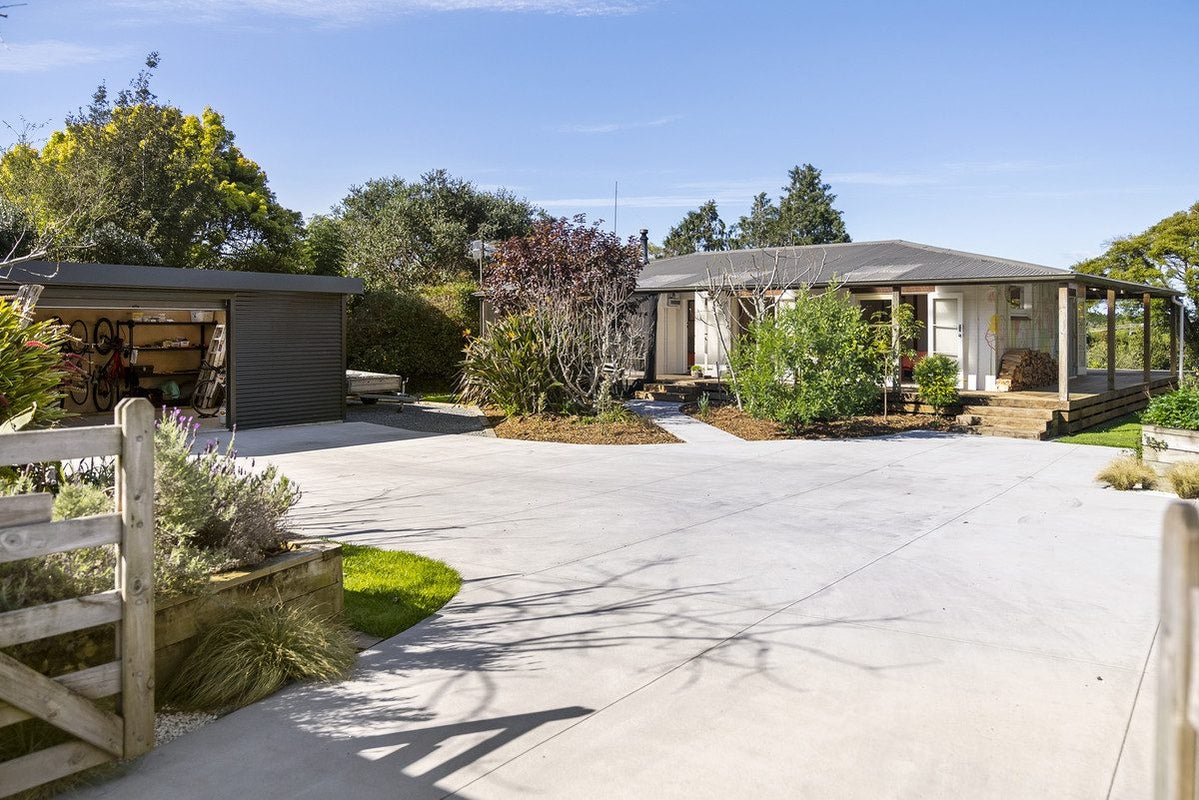 45 Barrett Road, Whakamarama, Tauranga - Carousel 1