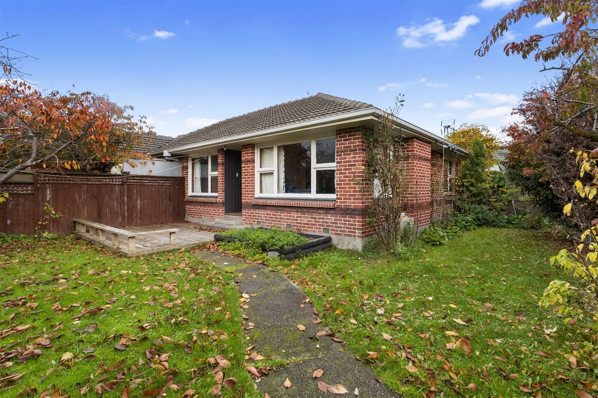7B Lascelles Street, Saint Martins, Christchurch - Carousel 1