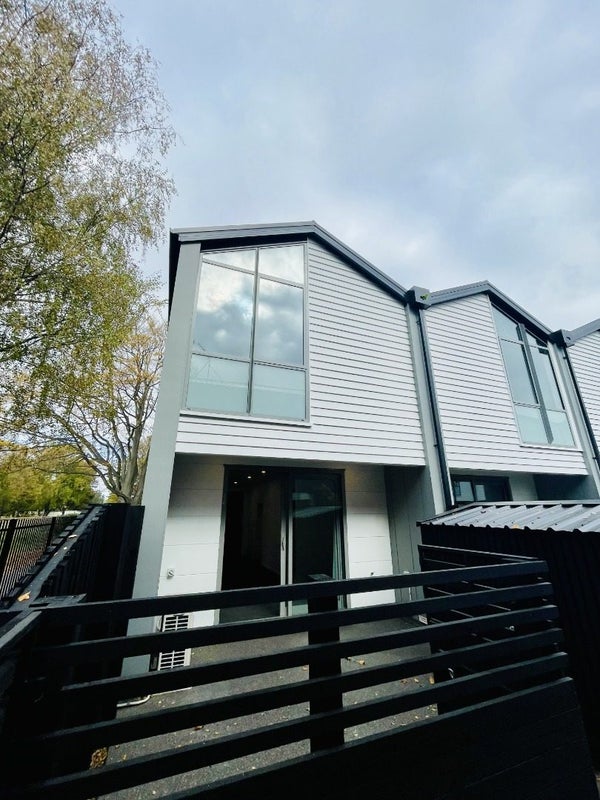 14/27 Harewood Road, Papanui, Christchurch - Carousel 1