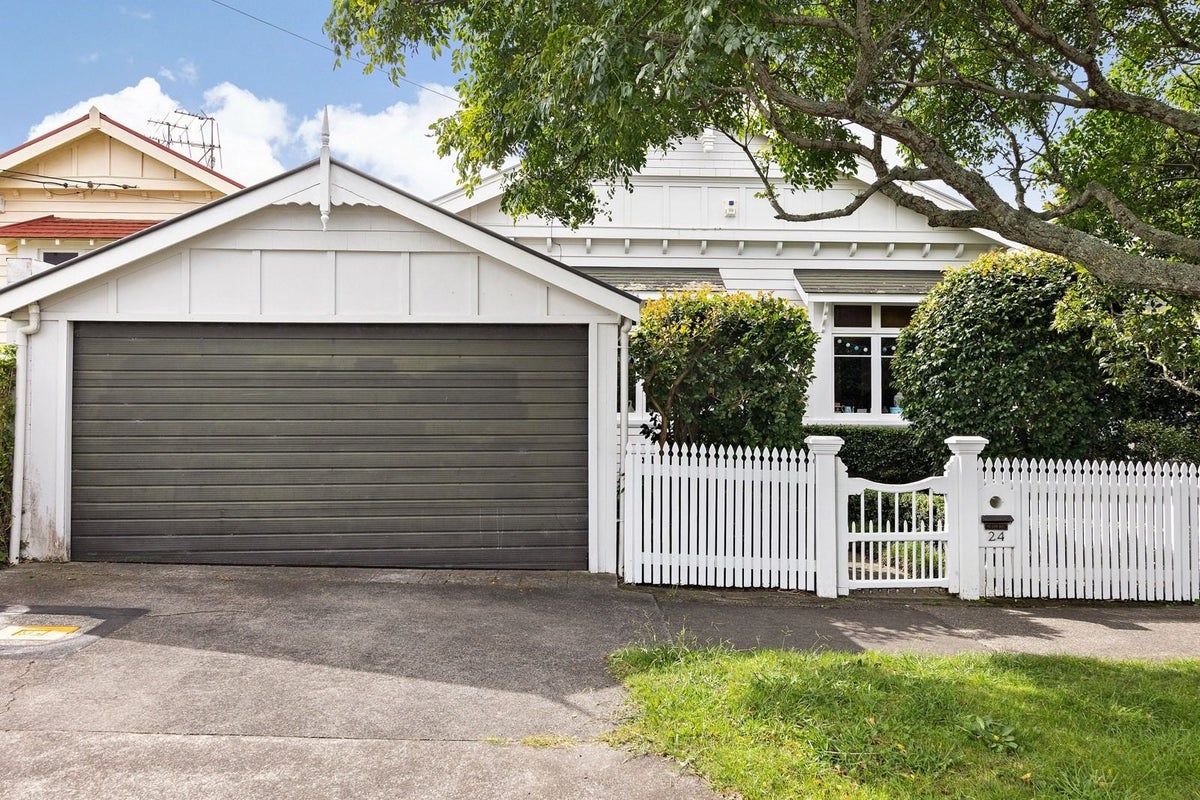 24 Croydon Road, Mount Eden, Auckland - Carousel 1