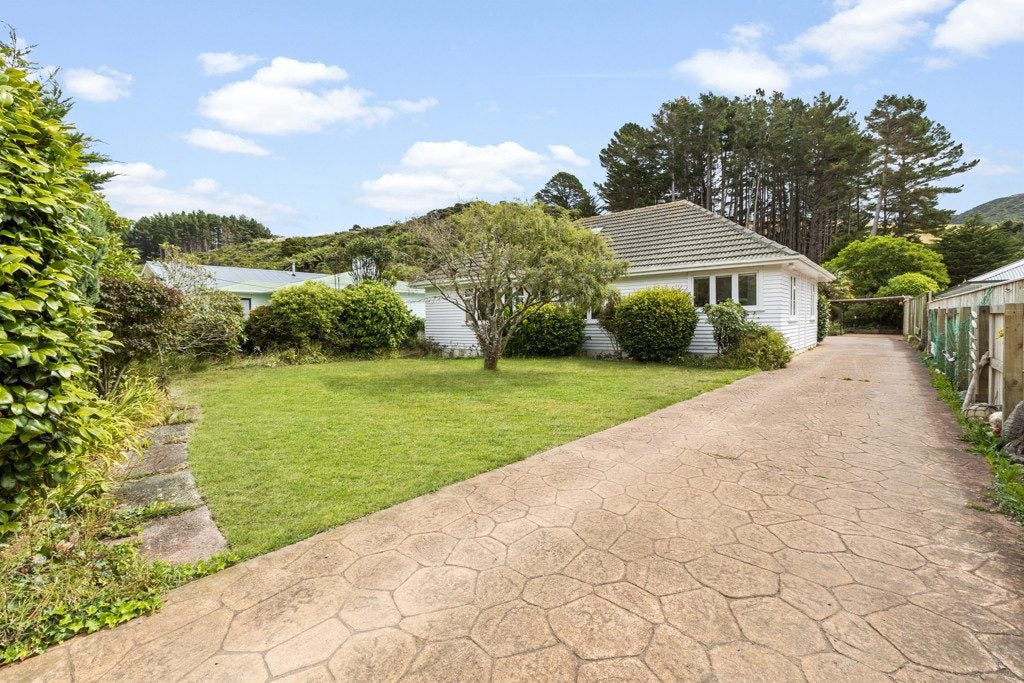 455 Makara Road, Karori - Carousel 1