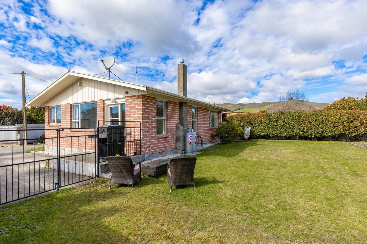 1/9 Alana Place, Witherlea, BLENHEIM - Carousel 1