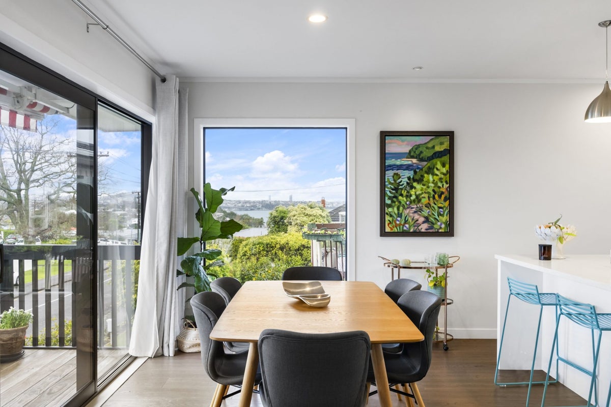 1/64 Church Street, Northcote Point, Auckland - Carousel 2