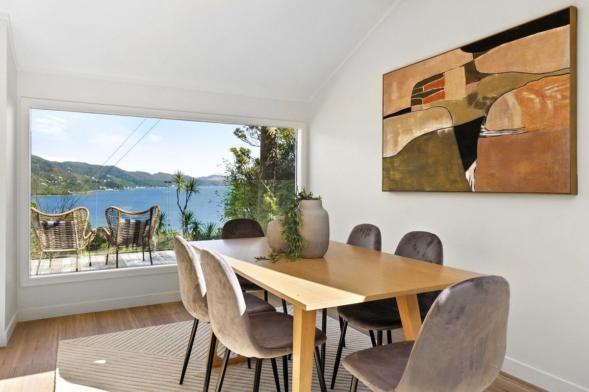 7 Westhill Road, Point Howard, Lower Hutt - Carousel 2