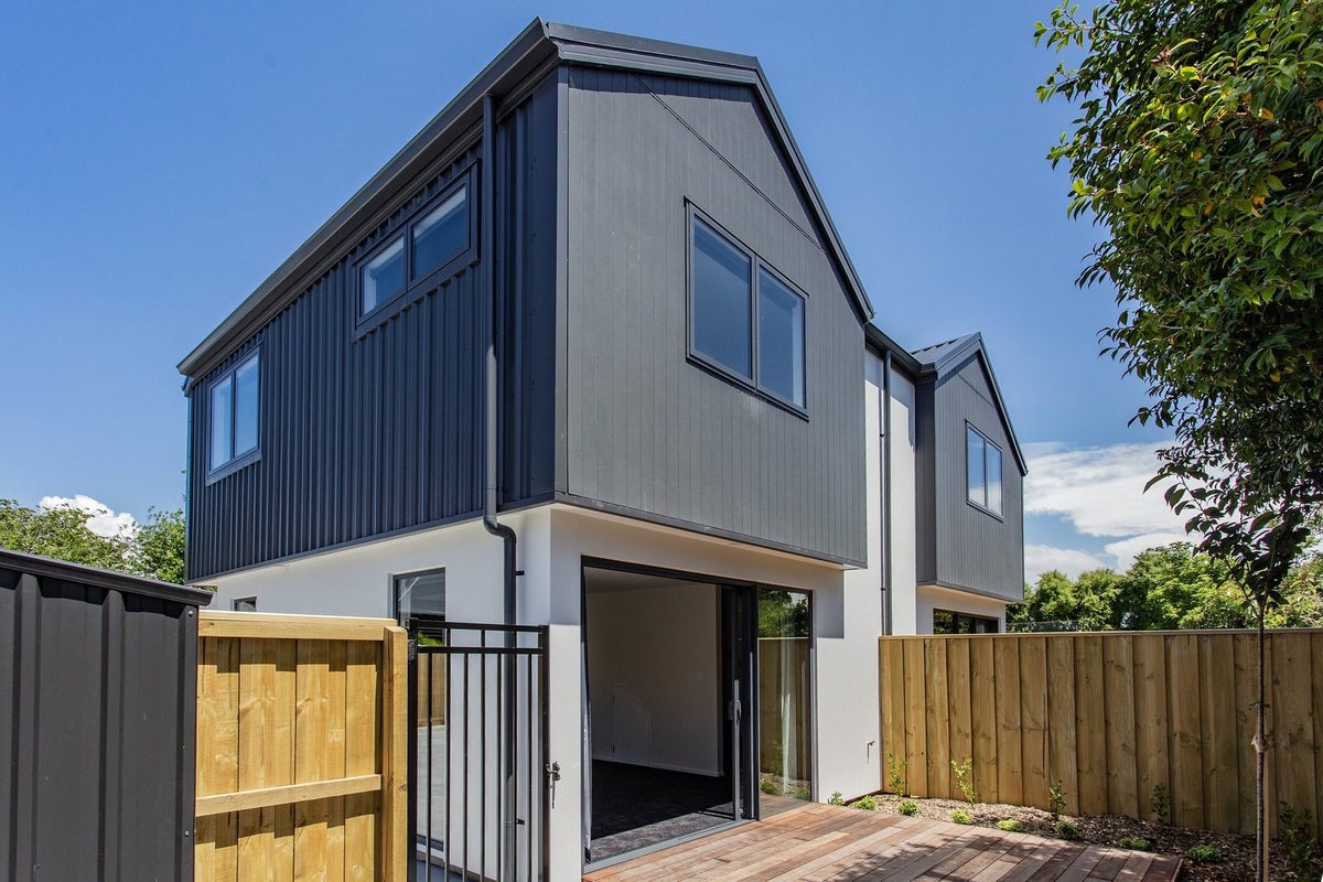 4/135 Hills Road, Edgeware, Christchurch - Carousel 9