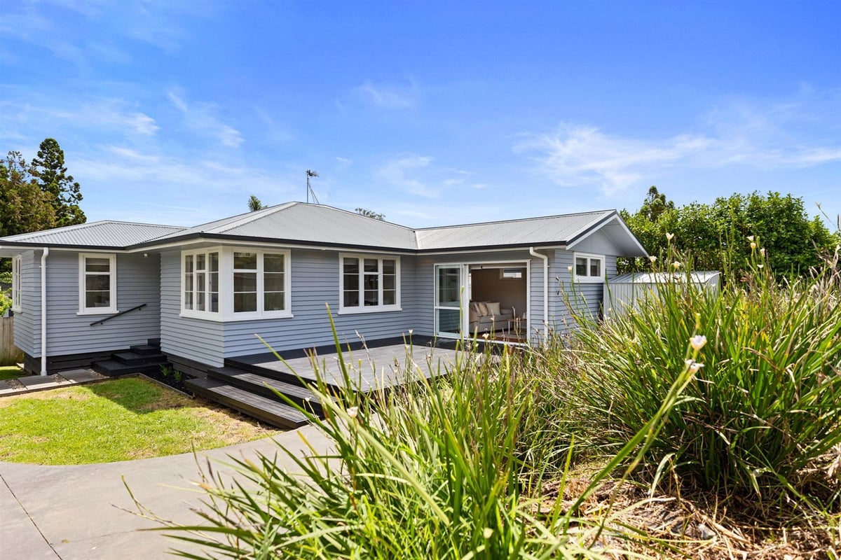 325 Ohauiti Road, Ohauiti, Tauranga - Carousel 1