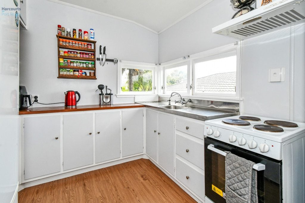 182 Queen Street, Pukekohe, Pukekohe - Carousel 2